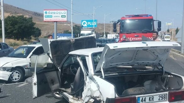 Malatya'da trafik kazası: 4 yaralı