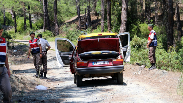 Marmaris'te cinayet: 2 ölü