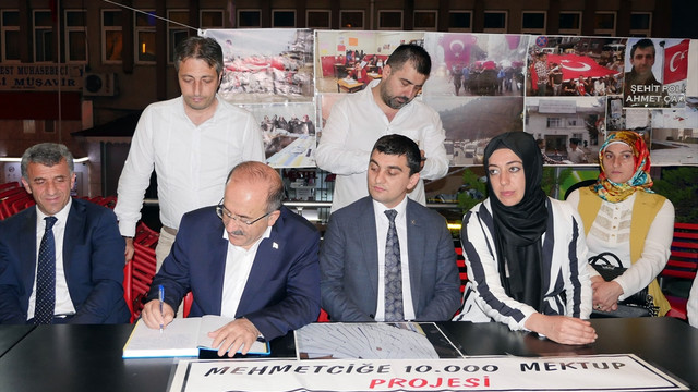 Mehmetçik'e 10 Bin Mektup