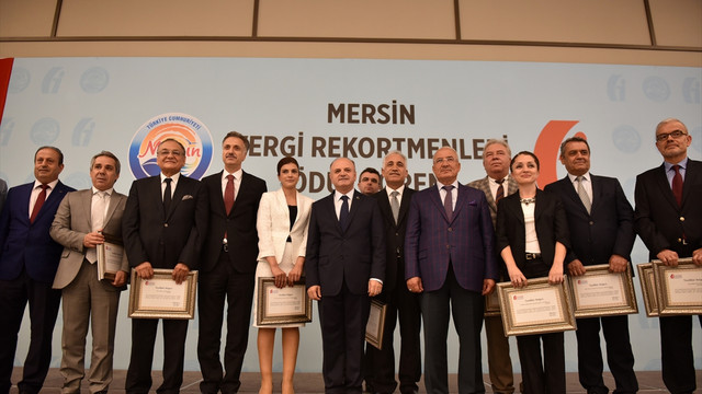 Mersin Vergi Rekortmenleri Ödül Töreni