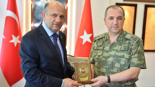 Milli Savunma Bakanı Işık Mardin'de