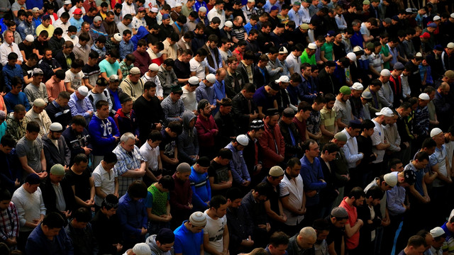 Moskova'da ilk teravih namazı kılındı