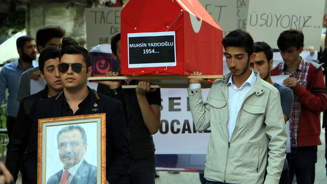 Muhsin Yazıcıoğlu için Adalet yürüyüşü