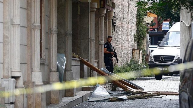 Vezneciler Beyazıtta meydana gelen patlama nedeniyle sınavlar iptal edildi