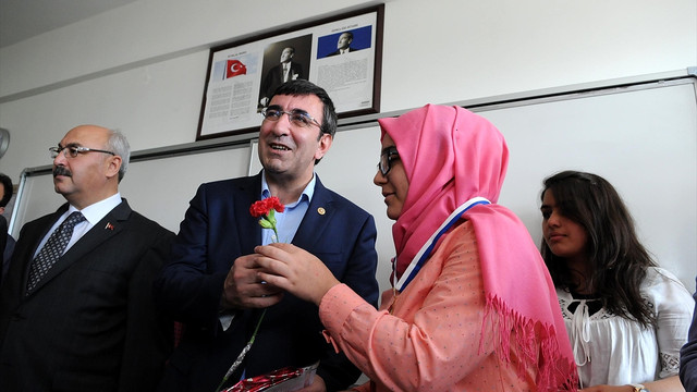 Okullarda karne heyecanı