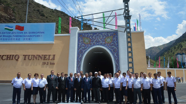 Özbekistan'daki Angren-Pap demiryolu