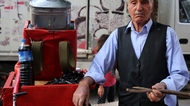 Ramazanda serinlemek isteyenlerin tercihi meyan şerbeti