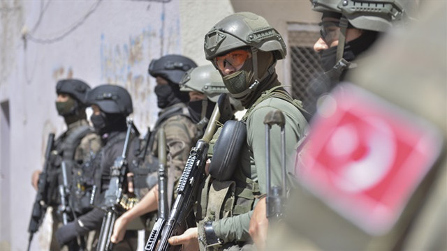 DAEŞ mensubu canlı bomba etkisiz hale getirildi