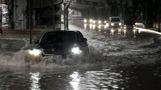 Samsun'da şiddetli sağanak