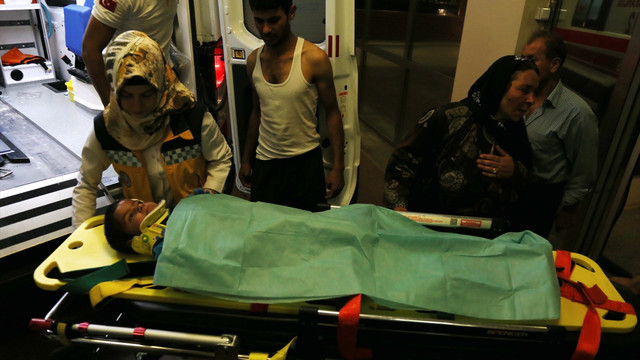 Şanlıurfada minibüs devrildi: 1 ölü 4 yaralı