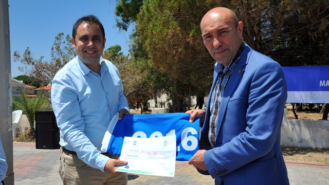 Seferihisar mavi bayraklı halk plajı birincisi