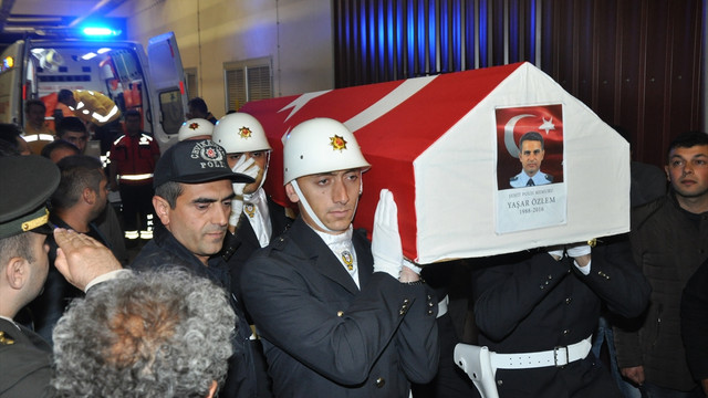 Şehit polis memuru Özlem'in cenazesi memleketine getirildi