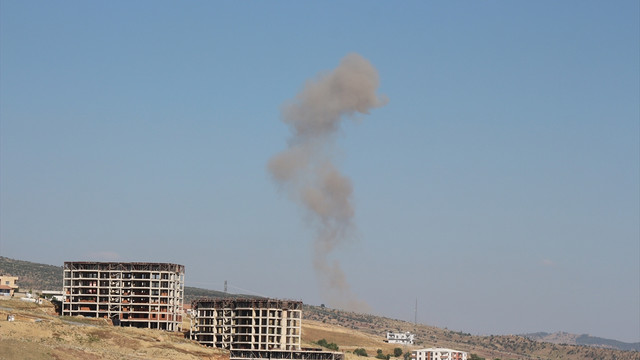 Şırnak'ta yola döşenen patlayıcılar imha edildi