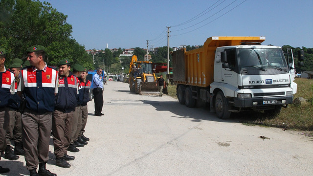 SİT alanındaki kaçak yapılar yıkıldı