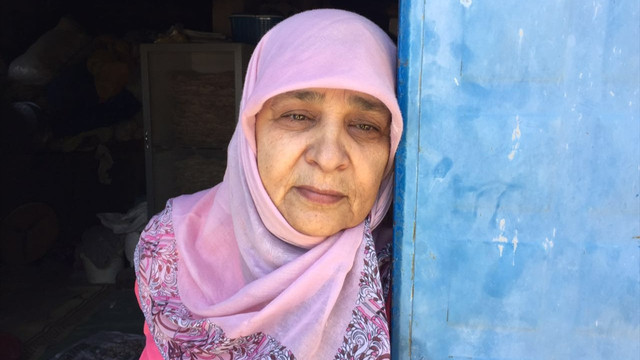 Tek hayali okuyup babasına destek olmaktı