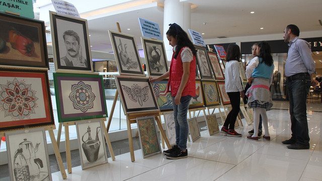 Terör mağduru okulun öğrencilerinden anlamlı etkinlik