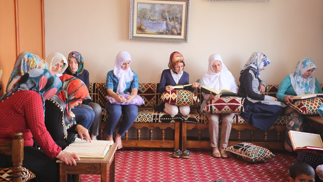 Teröre inat Osmanlı geleneğini sürdürüyorlar