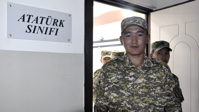 TİKA'dan Kırgız Milli Askeri Lisesine eğitim desteği