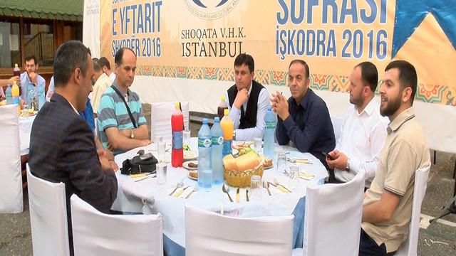 Türkiye Diyanet Vakfından Arnavutluk'ta iftar sofrası