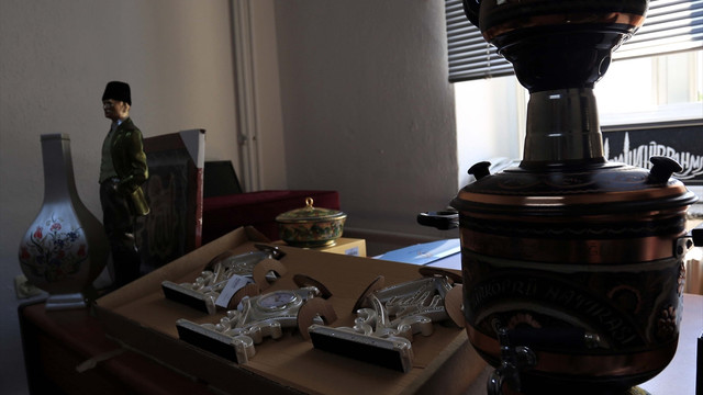 Vali Salihoğlu, hediyeleri ödül olarak bıraktı