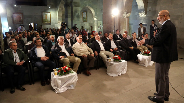 Yakutiye Medresesi'nde Ramazan İkliminde Müzakereler