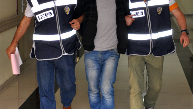 Yaşlı kadının gasbedilmesi güvenlik kamerasında