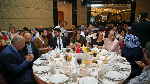 Yerli Düşünce Derneği kardeşlik iftarı