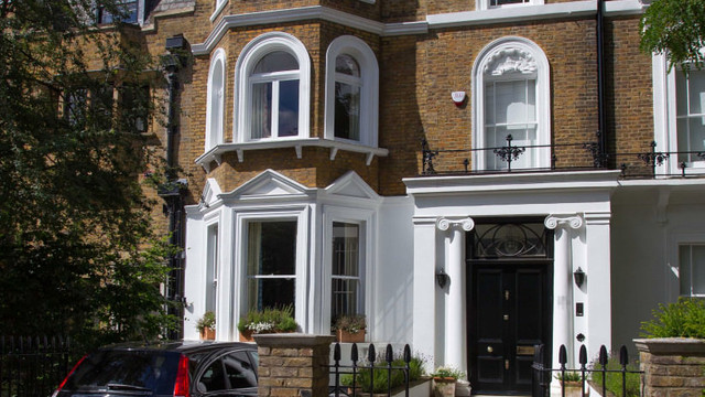 Cameron başbakanlık konutundan ayrıldı! 70 milyon lira değerindeki evine taşındı