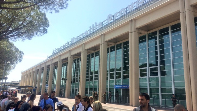 Marsilya’da havalimanında bomba alarmı