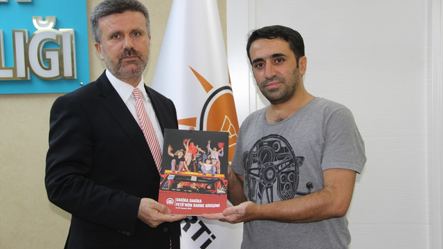 AA'nın Dakika Dakika FETÖ'nün Darbe Girişimi kitabı