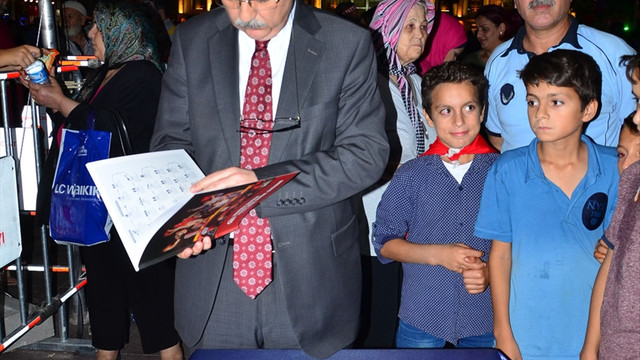 AA'nın Dakika Dakika FETÖ'nün Darbe Girişimi kitabı