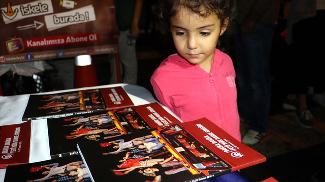 AA'nın Dakika Dakika FETÖ'nün Darbe Girişimi kitabı