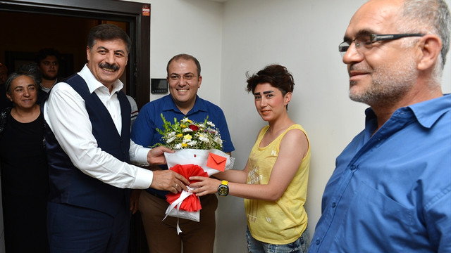 AK Parti Tunceli gönüllü milletvekili Ekinci'den bayram kutlaması