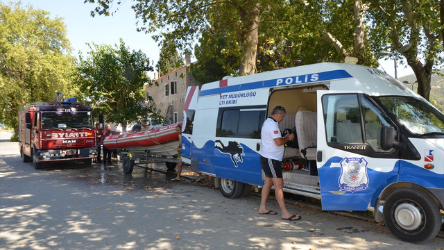Aydın'da kız arkadaşını bıçaklayıp nehre atladı iddiası