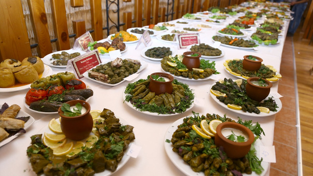 Azerbaycan'da dolma festivali