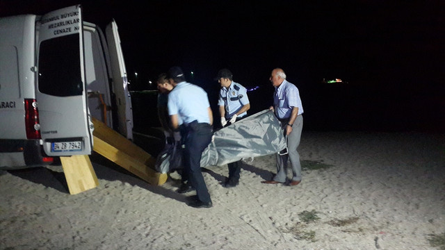 Bakırköy sahilinde erkek cesedi bulundu