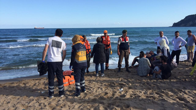 Bartın'da denize giren kişinin kaybolması