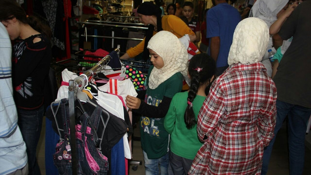 Bayırbucak Türkmenlerine bayram yardımı