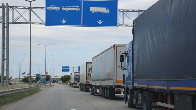 Bayramları yolda geçiriyorlar