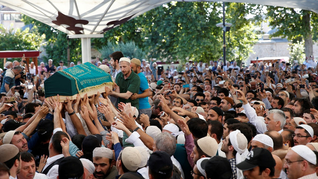 Bediüzzaman'ın talebelerinden Yeğin, son yolculuğuna uğurlandı