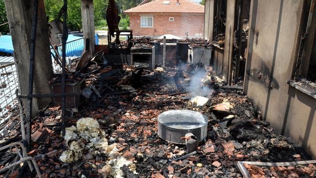 Burdur'da ev yangını: 1 ölü