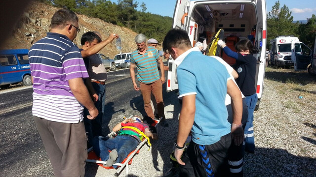 Bursa'da midibüs şarampole devrildi: 1 ölü, 13 yaralı
