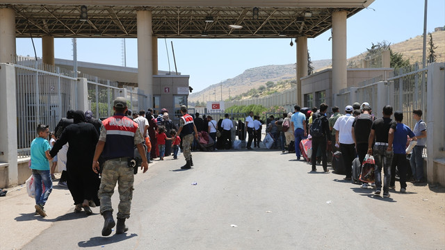 Cilvegözü Sınır Kapısı'nda bayram yoğunluğu