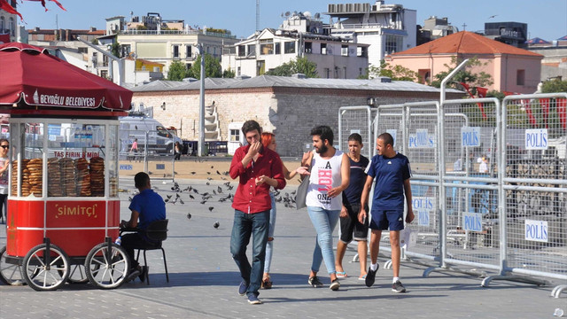 Cumhuriyet ve Demokrasi Mitingine doğru