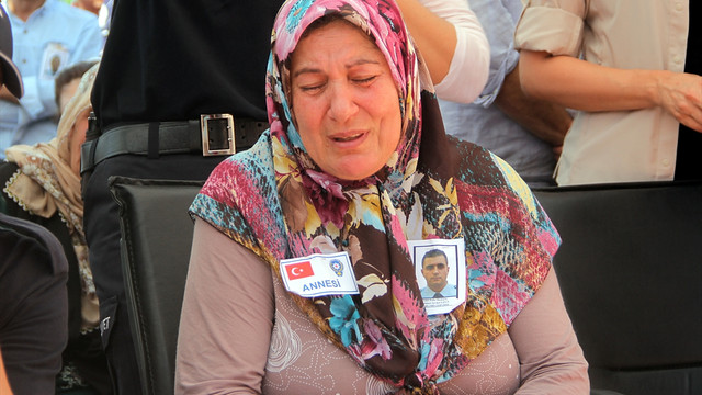 Demokrasi şehitleri son yolculuğuna uğurlanıyor