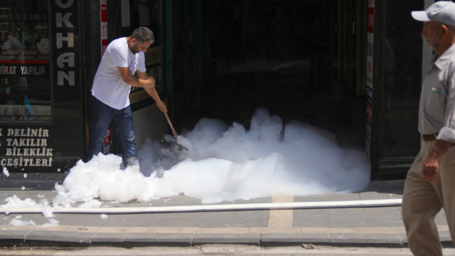 Eğitim ve dayanışma derneğinde yangın