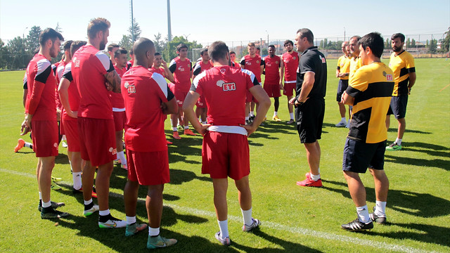 Eskişehirspor'un ilk etap kamp çalışmaları