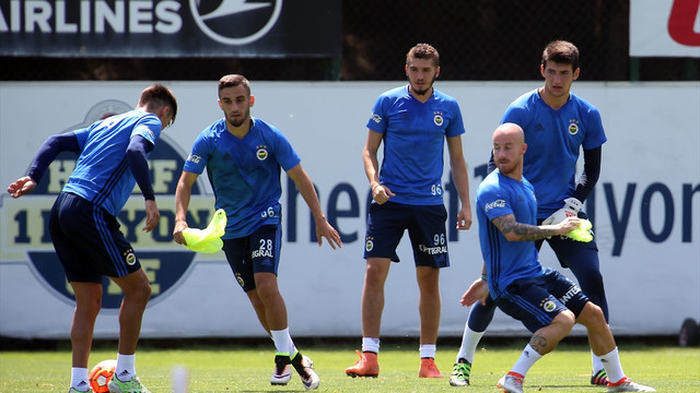 Fenerbahçe'de yeni sezon hazırlıkları