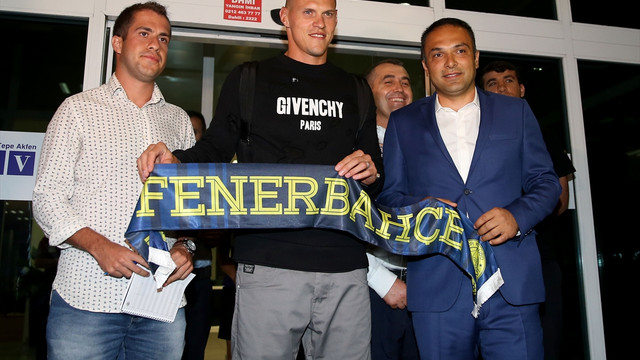 Skrtel İstanbul'da