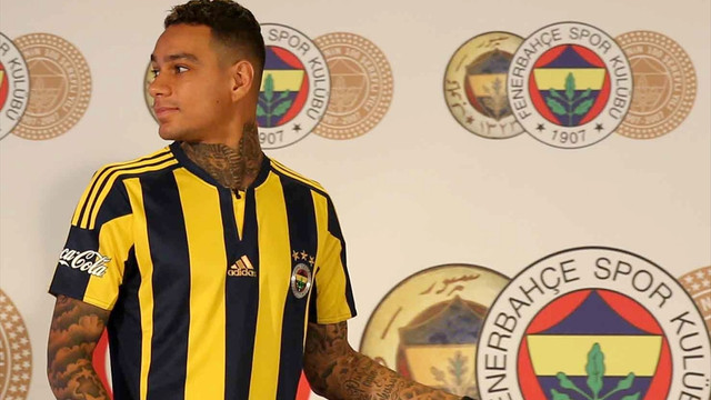 Van der Wiel, imzayı attı